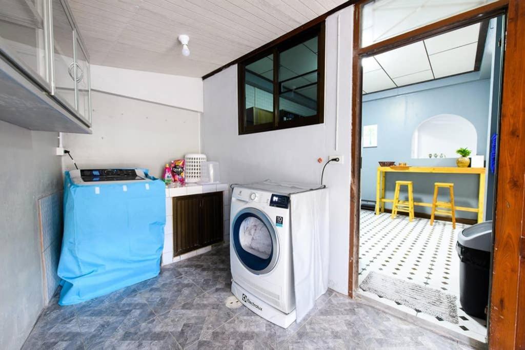 Bluebell House Hatyai - Cosy 3 Bedrooms For 10 Pax - 9 Mins Drive To Lee Grd Ban Kho Hong Eksteriør bilde