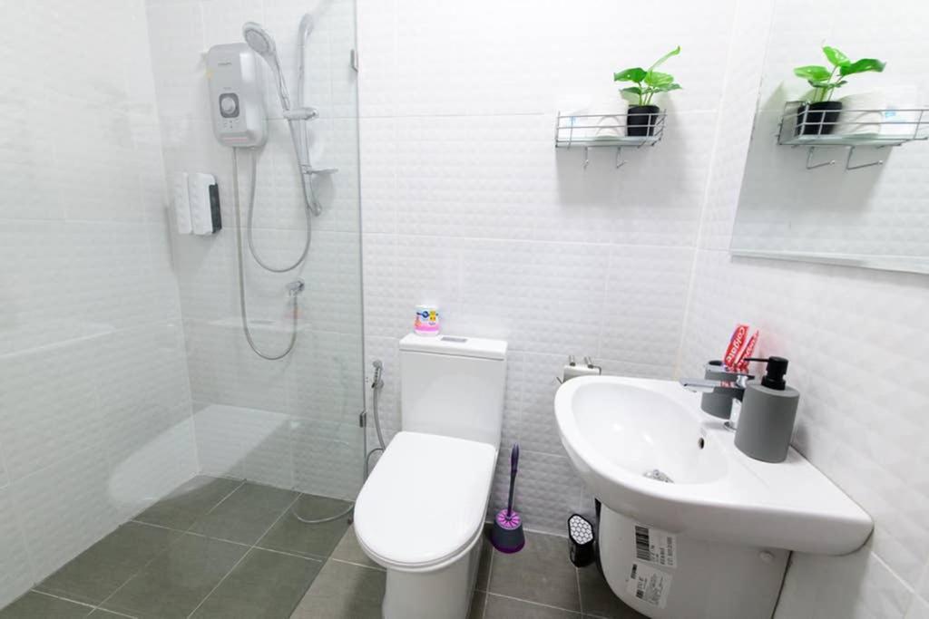 Bluebell House Hatyai - Cosy 3 Bedrooms For 10 Pax - 9 Mins Drive To Lee Grd Ban Kho Hong Eksteriør bilde